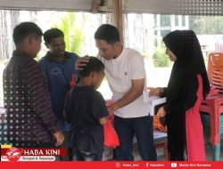 Ketua DPRK Aceh Jaya Bagi-bagi Paket Meugang Jelang Ramadhan