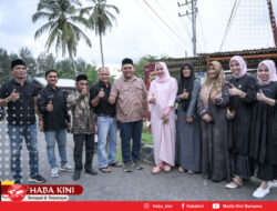 Anniversary Ke 3 Tahun, FoJA Bagi-bagi Takjil ke Warga Calang