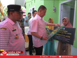 Kunjungan Kerja ke Aceh Jaya, Pj. Gubernur Aceh Serahkan Sejumlah Bantuan