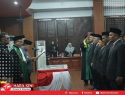 Pj Bupati Lantik Lima Komisioner KIP Aceh Jaya