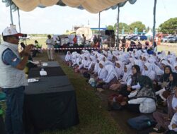 Ratusan Pelajar Memadati Venue Terbang Layang PON XXI Aceh-Sumut
