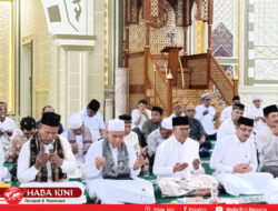 Pj Bupati Aceh Jaya Hadiri Perayaan Maulid Akbar Nabi Muhammad di Masjid Baitul Izzah
