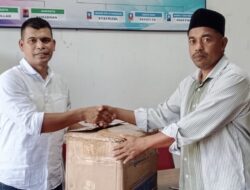 Sambut Bulan Penuh Berkah, Karang Taruna Aceh Jaya Salurkan Al-Qur’an kepada TPA