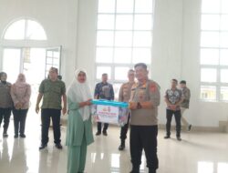 Sambut Ramadhan, Polres Aceh Jaya Salurkan Bansos Polri Presisi Bersama Mahasiswa, Aliansi BEM dan OKP