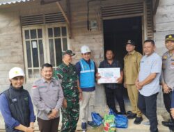 Bupati Aceh Jaya bersama PLN Salurkan Bantuan Listrik Gratis untuk Warga Lhok Buya