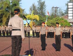 Kapolres Aceh  Jaya Pimpin Upacara Kenaikan Pangkat Puluhan Personil