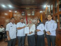 Safwandi Tunjuk Cut Nelly Juwita sebagai Plt Sekretaris Kesehatan Aceh Jaya