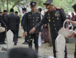 Wakapolda Aceh Ikuti Upacara Ziarah Nasional Hari Pahlawan Bersama Wagub