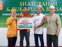 Bank Aceh Syariah Cabang Calang Salurkan Zakat Rp25 Juta kepada Baitul Mal Aceh Jaya