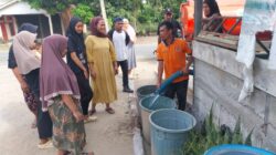 Kemarau Panjang, BPBK Aceh Jaya Salurkan Air Bersih untuk Warga