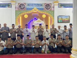 Kapolres Aceh Jaya Perkuat Silaturahmi dan Jaga Kamtibmas di Masjid Al-Muttaqin Desa Keutapang